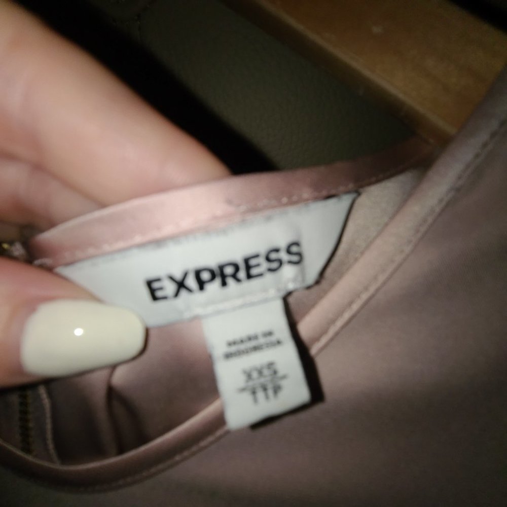 Express top - Picture 3 of 4